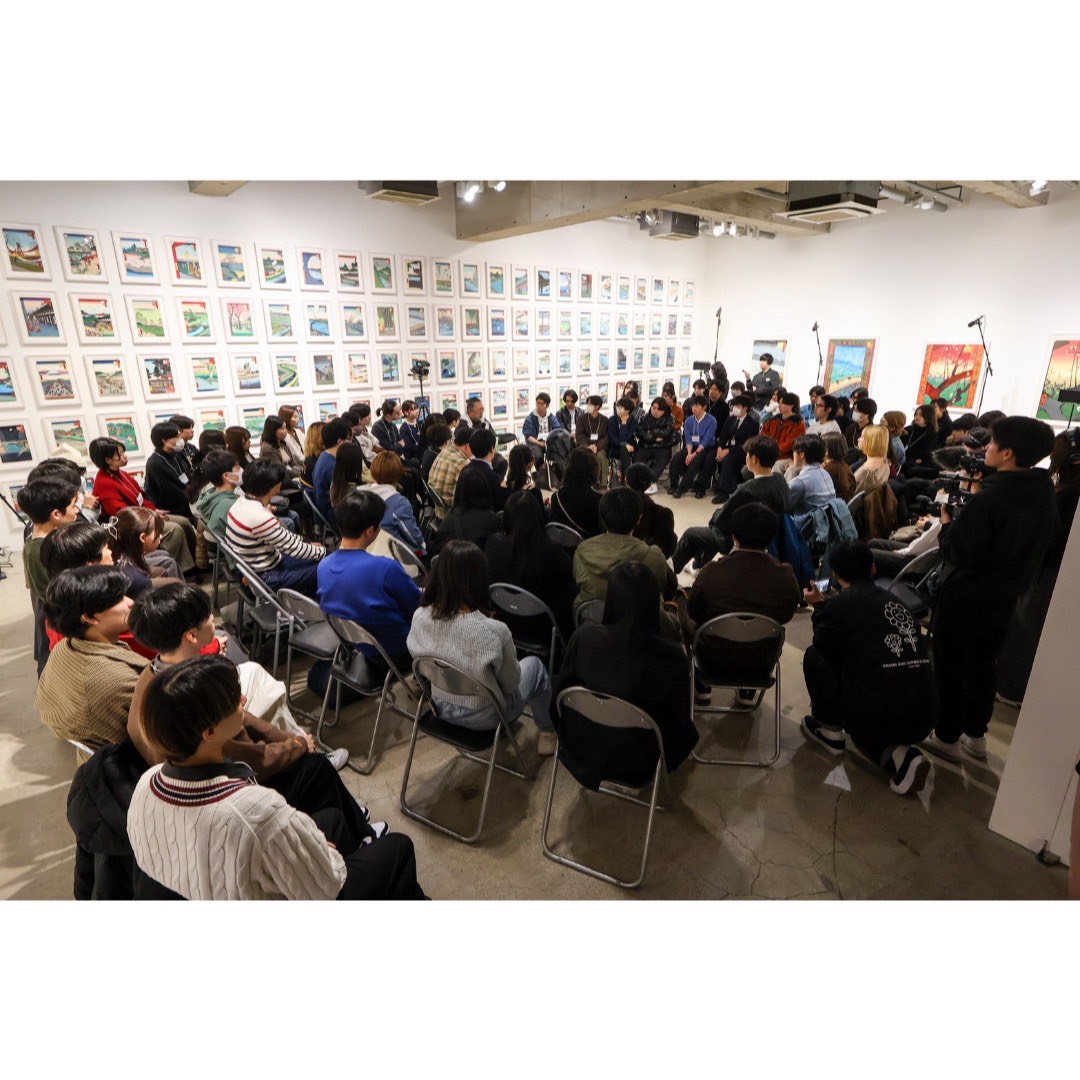 1月25日(日)、カイカイキキギャラリー “NSS「赤門」”スペシャルイベントでは、スネアドラムで空間を切り割く キヤスさん(Ryosuke Kiyasu)によるアートパフォーマンスの鑑賞会を行いました。